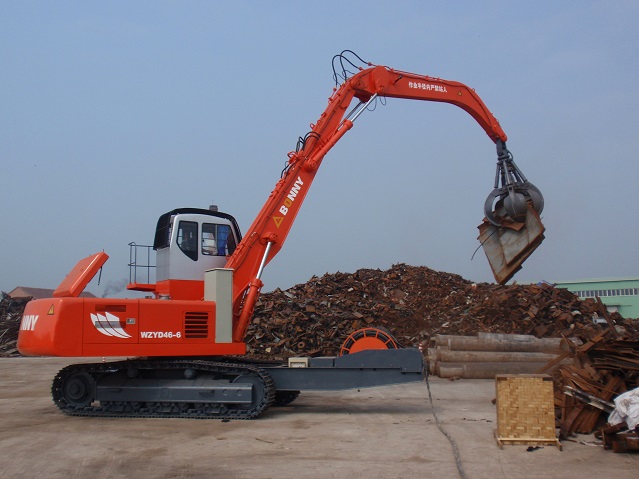 電動(dòng)抓鋼機(jī).jpg 電動(dòng)抓鋼機(jī).jpg